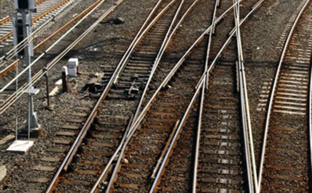 Un morto e otto feriti in un incidente ferroviario in Spagna