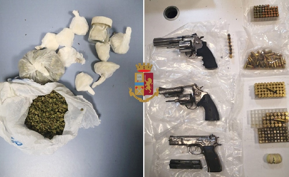 Rione Traiano di Napoli: sequestrate armi e droga