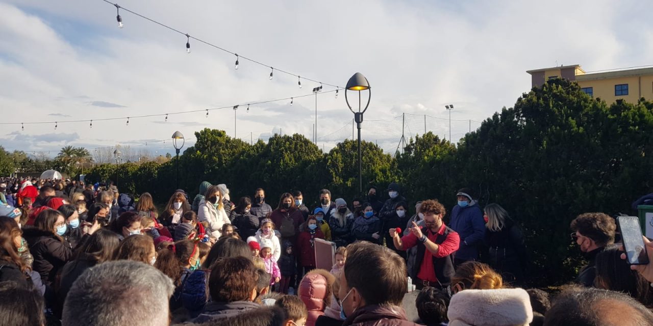 Cardito. Grande successo per l’apertura degli eventi natalizi al Parco Taglia. La novità assoluta il trenino magico per i bambini