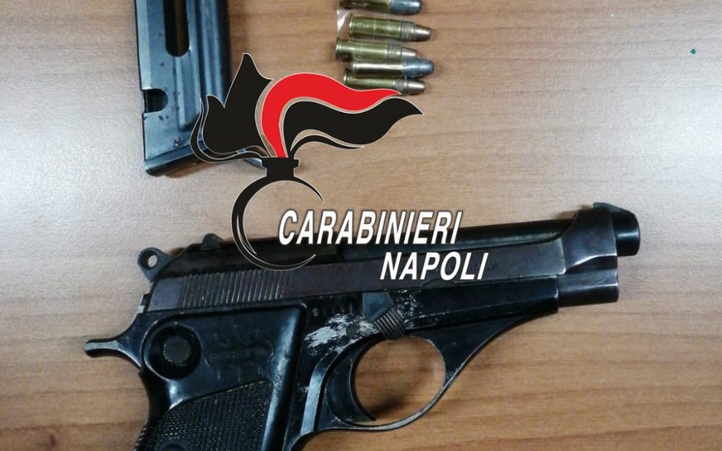 Nola. Litiga con il ragazzo e chiama i Carabinieri: scoperta pistola, arrestato 38enne