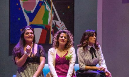 “Gli in-stabili” sbancano al Teatro De Filippo di Arzano