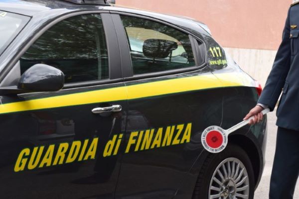 Associazione a delinquere aggravata dalla transnazionalità, reati tributari, fallimentari: 24 indagati dalla Procura di Benevento