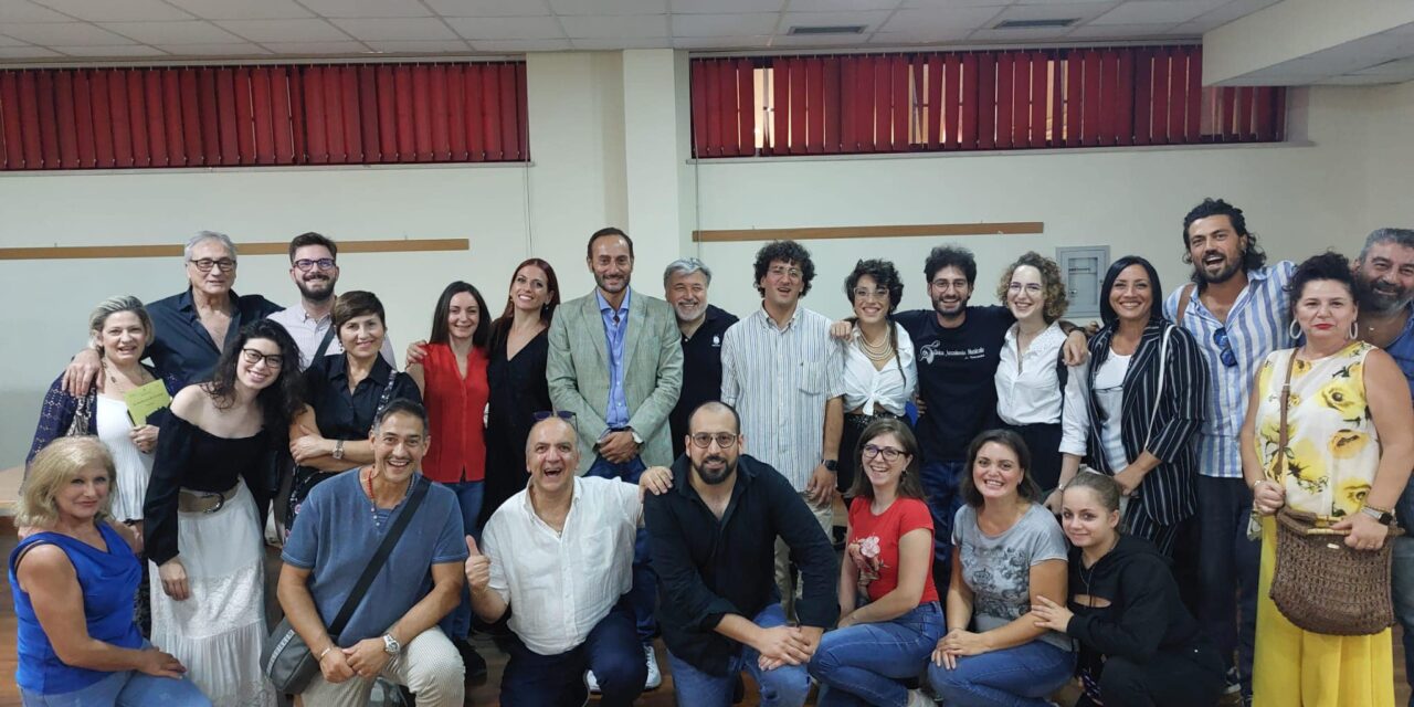 Casoria. La biblioteca centro culturale della città: grande partecipazione per la presentazione del romanzo di Fabio Martini