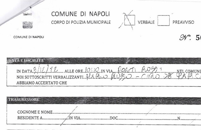 Napoli. “Attenzione alla multa-truffa”, l’avviso della polizia locale