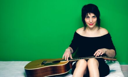 “Medio Sud”, l’album d’esordio della cantautrice cilentana Rossella Cosentino (showcase il 14 dicembre alla Fonoteca)