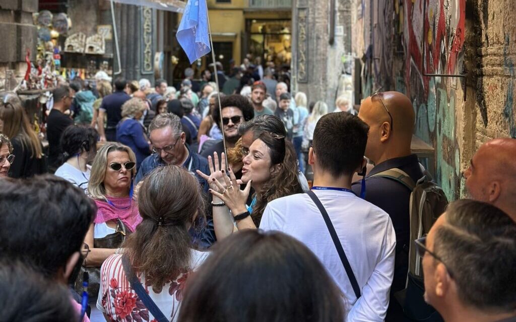 Naples in Love: un viaggio emozionante tra gli amori della Napoli storica